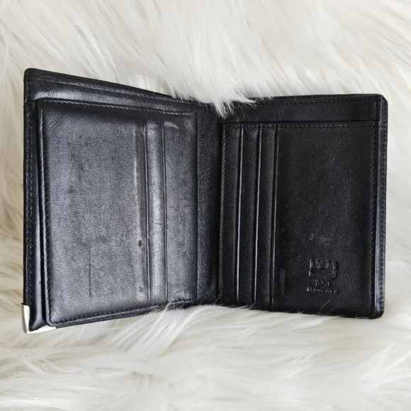 ❌SOLD❌ 🖤MCM Bifold🖤 - Picture 5 of 7